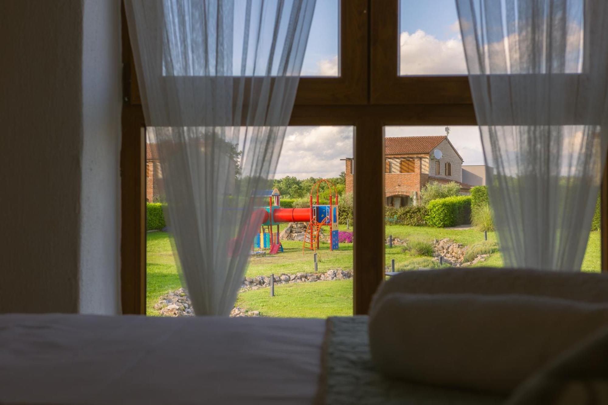 Villa Sonne In Paradis Butkovići Buitenkant foto